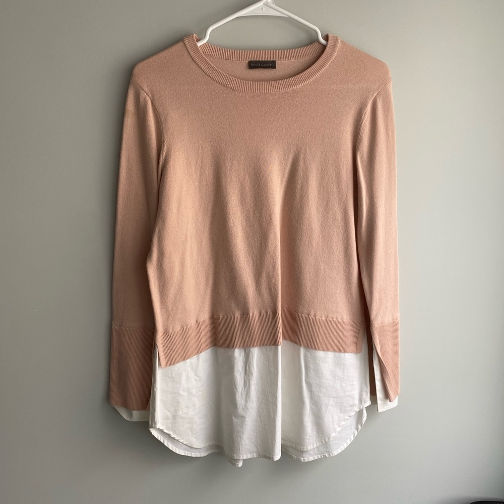 Vince camuto pk k and white sweater shirt